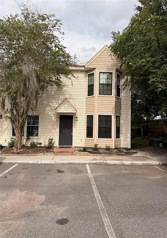2 bed, 1.5 bath, 920 sqft, $1,500 — Photo 3