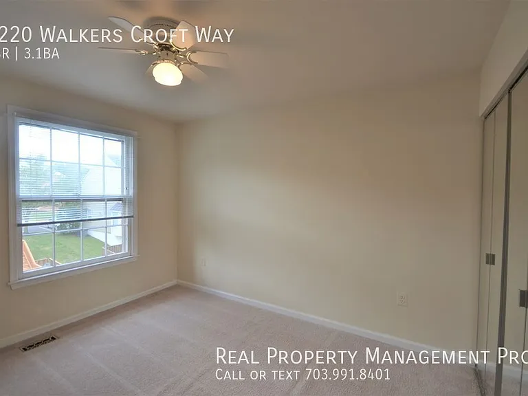 6220 Walkers Croft Way — Photo 10