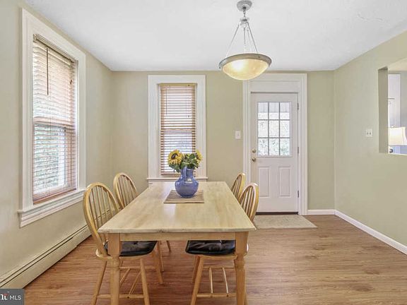 4th image of 41 Church Ave