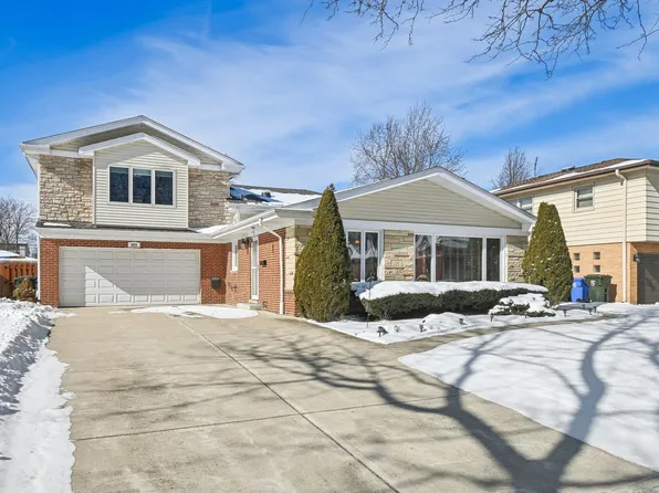 624 S Edward St, Mount Prospect, IL 60056