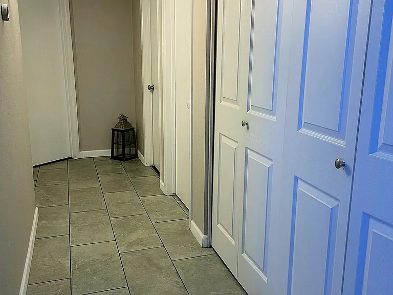 3909 E Shaw Butte Dr — Photo 11