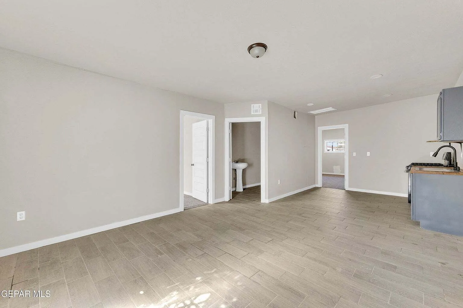 8827 Mount Elbert Drive - 4 — Photo 4
