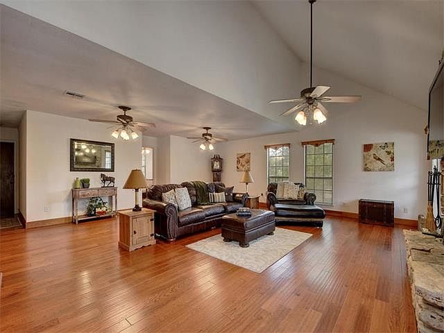 1st image of 69 Country Oaks Dr