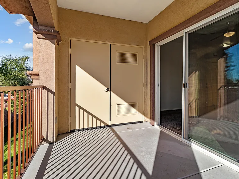 Baywood Villas — Photo 29