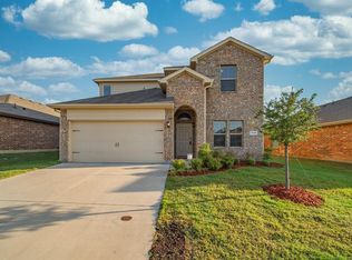 1132 York Minster Dr, Fort Worth, TX 76134