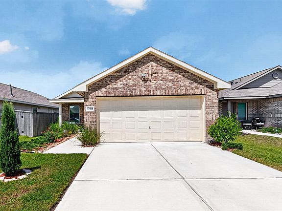 2nd image of 17414 Cyprian Cedar Ln