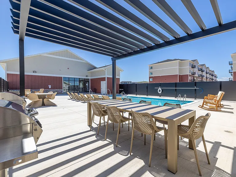 10Bedrock Apartments — Photo 18