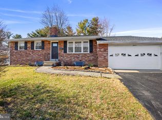 18 Hodgkins Pl, New Castle, DE 19720