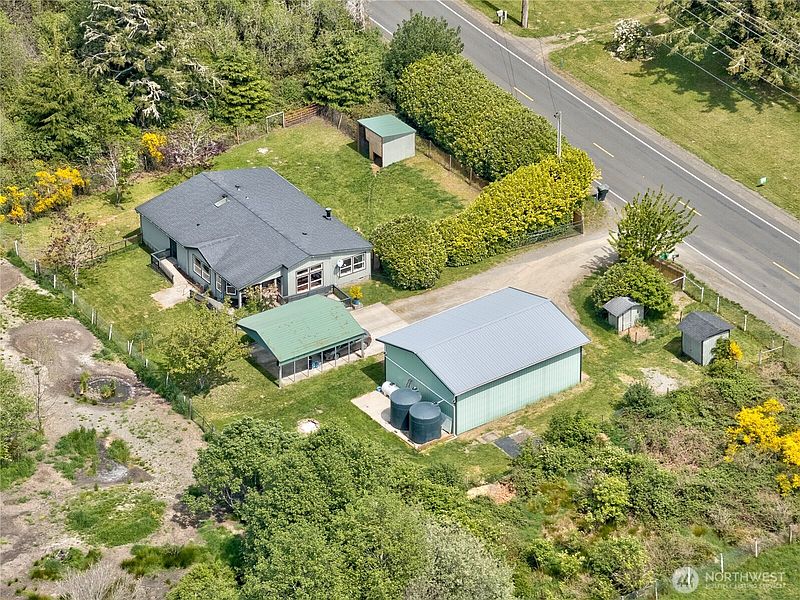 5th image of 10419 Sandridge Road
