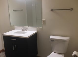 5520 S 110th St, Hales Corners, WI 53130