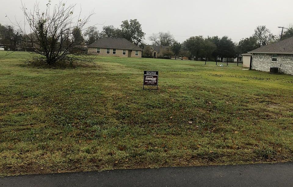 1st image of 502 Bois D Arc St Lot 299R