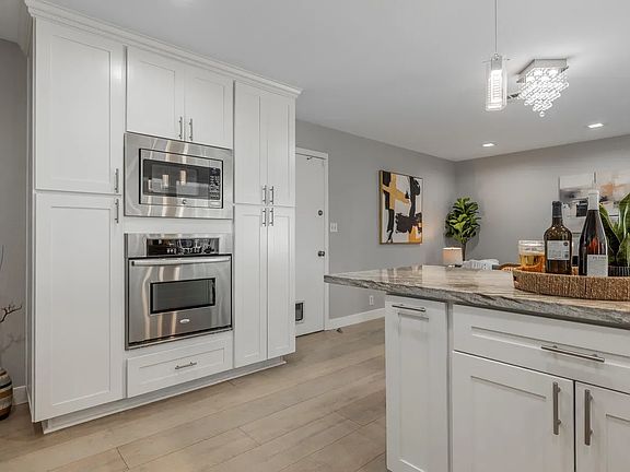 4th image of 3766 Pinewood Pl