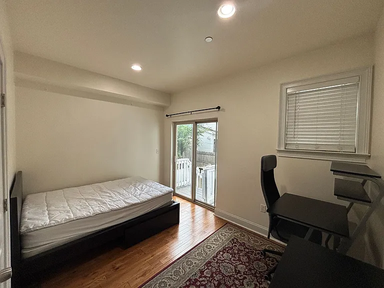 4080 Spring Garden St #B-R-2 — Photo 10