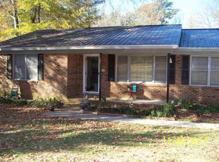 1 Lynn Ln, Great Falls, SC 29055