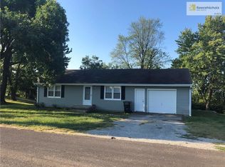 920 W Dryden St, Odessa, MO 64076