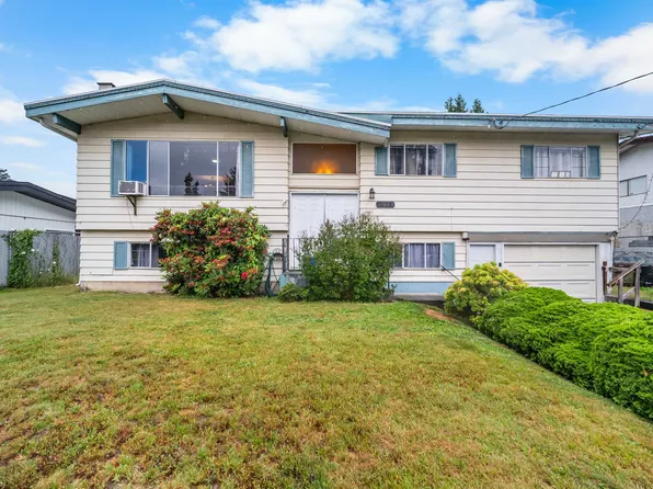 2371 Beaver St, Abbotsford, BC V2T 3C9