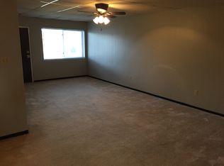 307 W 3rd St APT 3, Dixon, IL 61021