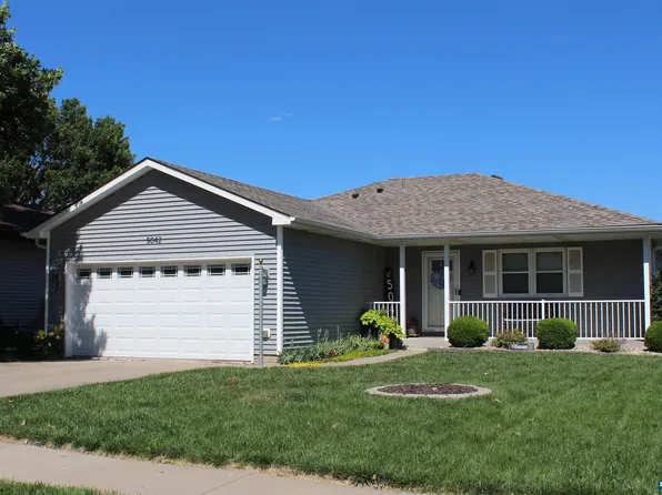5042 N 25th St, Lincoln, NE 68521