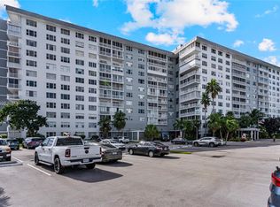 3800 Hillcrest Dr APT 102, Hollywood, FL 33021