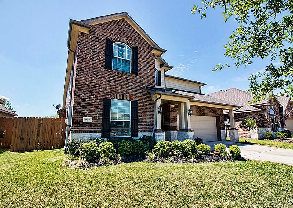 1st image of 959 Ponte Serra Dr