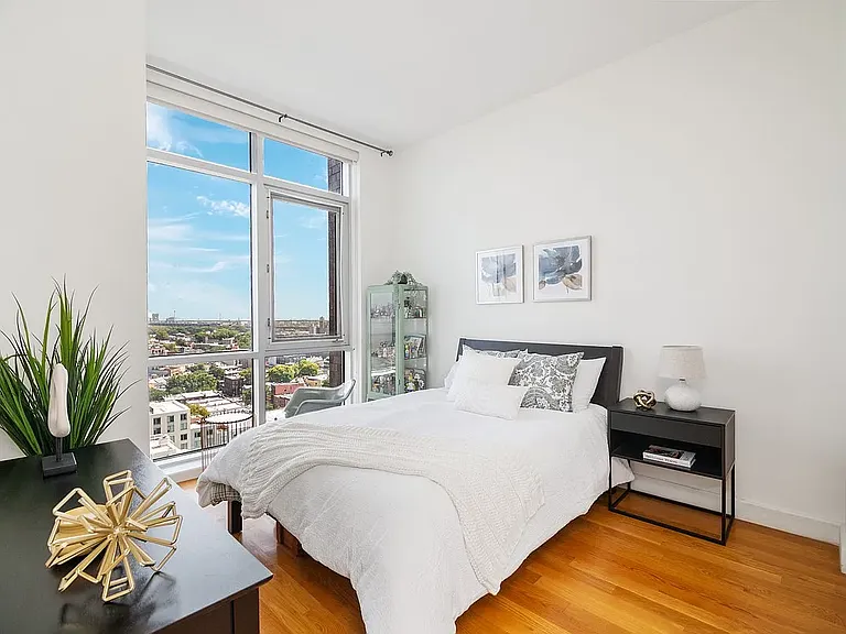1124 31st Ave #13A — Photo 3