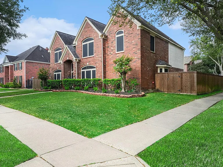 2515 Masters Dr — Photo 39
