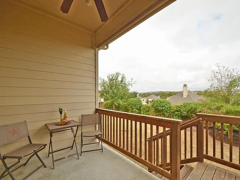 111 Miss Ashley St — Photo 27
