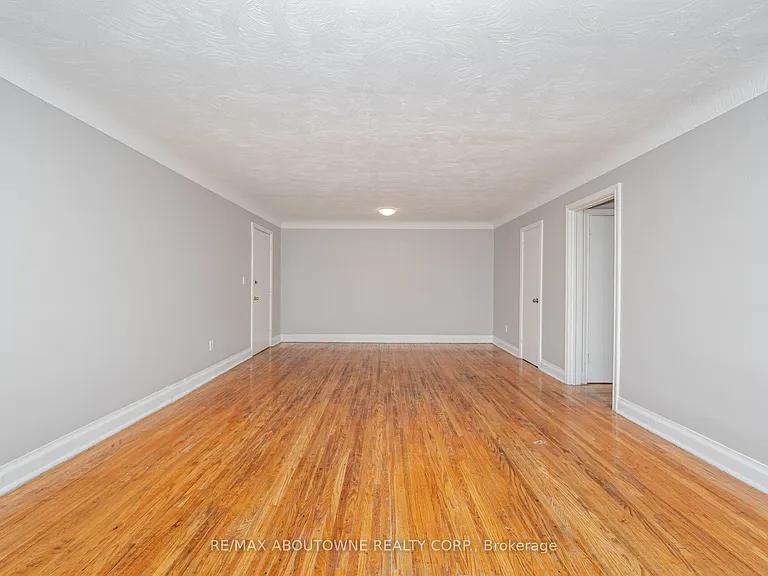 1031 Churchill Ave E #3 — Photo 12