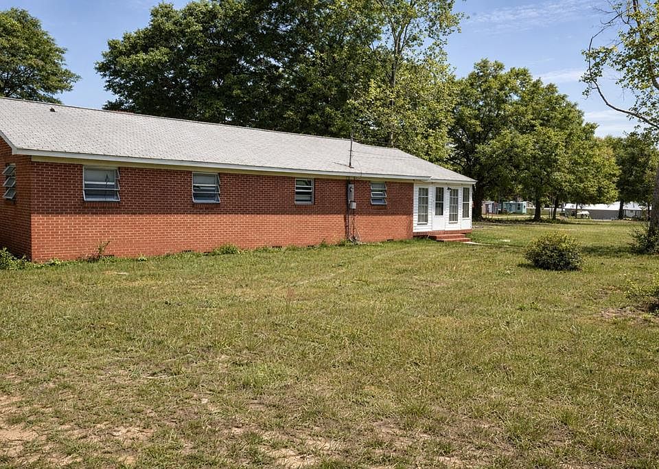 1st image of 1216 Joe Bruer Rd