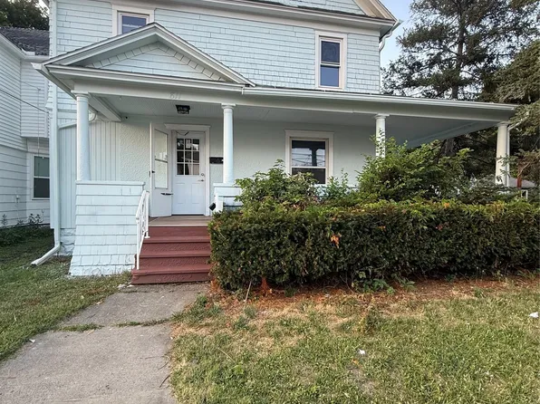 811 Monroe St, Endicott, NY 13760
