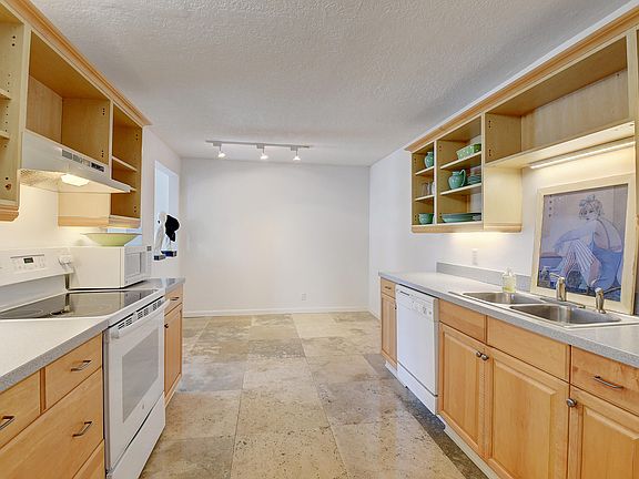 5th image of 2200 S Ocean Boulevard #Ph4