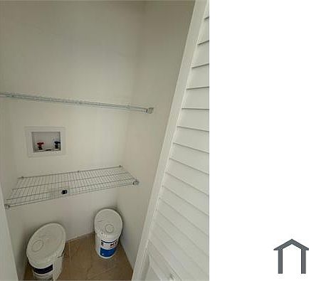 4th image of 10622 Royal Palm Blvd