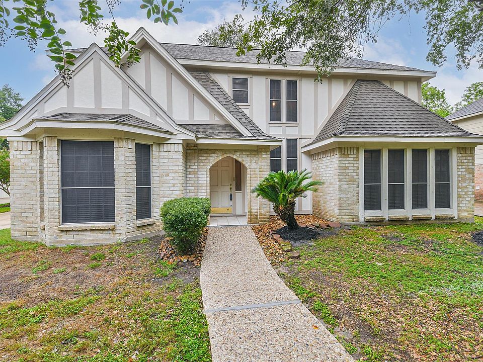 1st image of 6718 Gentle Bend Dr
