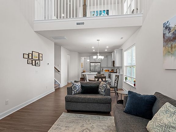2nd image of 236 Marbella Grove Ct