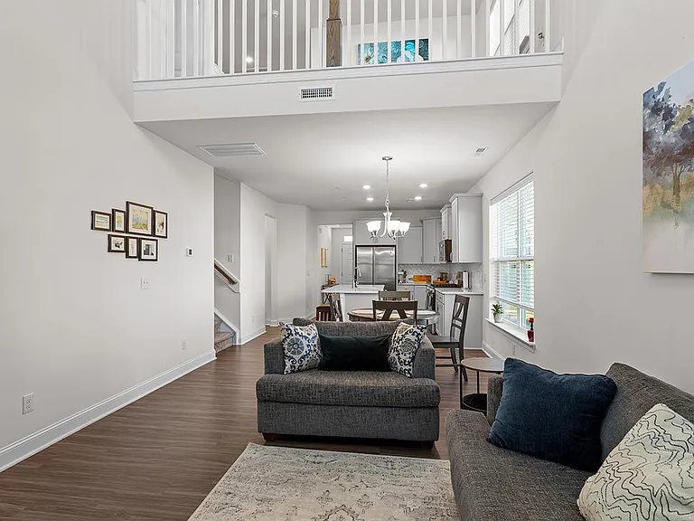 236 Marbella Grove Ct — Photo 2