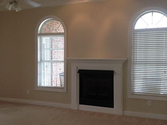 5th image of 1004 Maplechase Drive SE