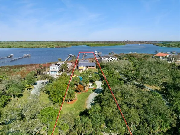 1703 S Riverside Dr, New Smyrna Beach, FL 32168