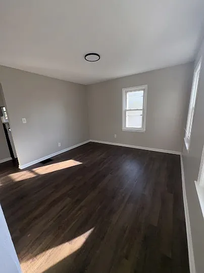 2231 Delavan Dr — Photo 6