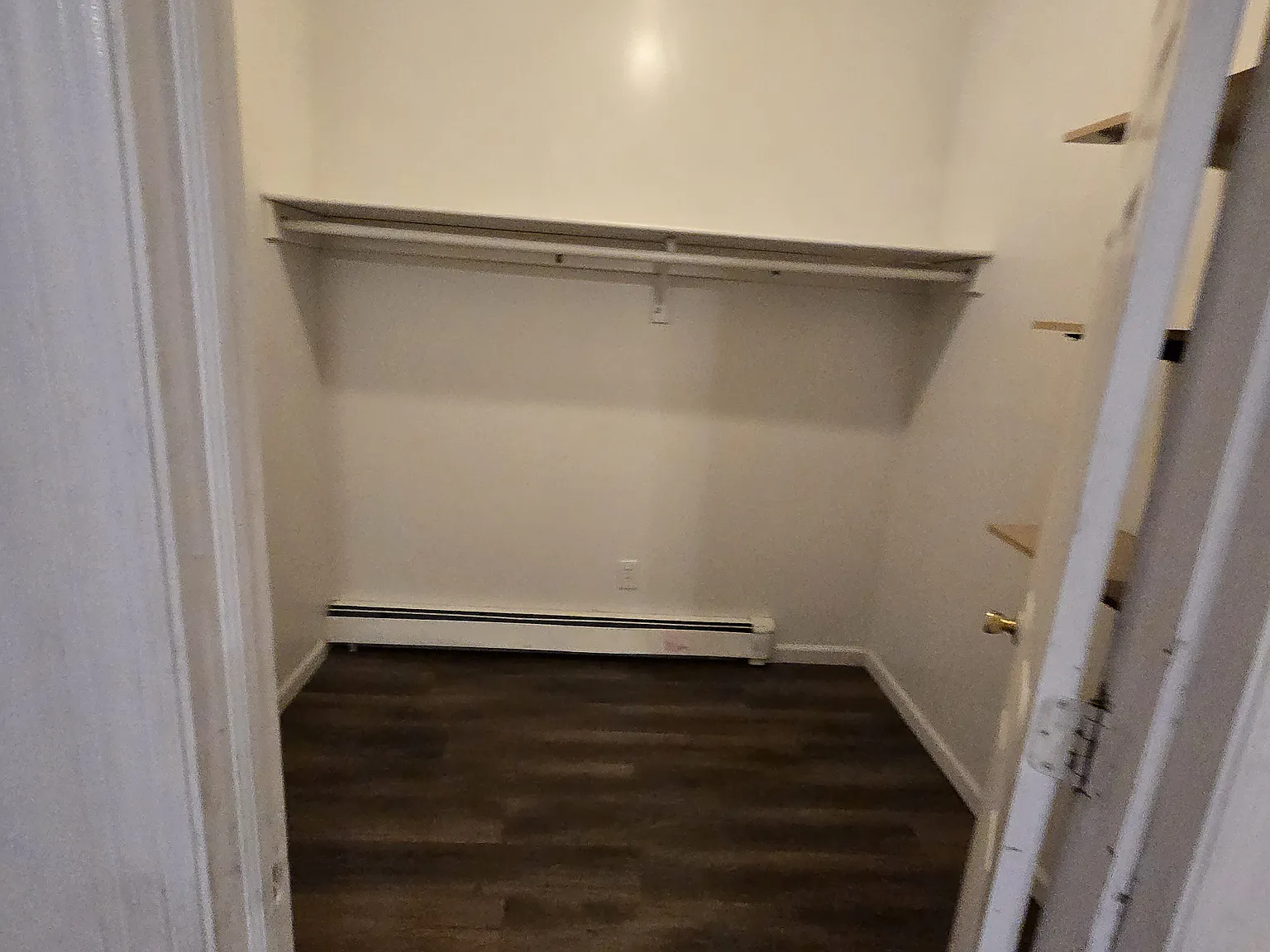 3 bed, 1000 sqft, $2,600 — Photo 1