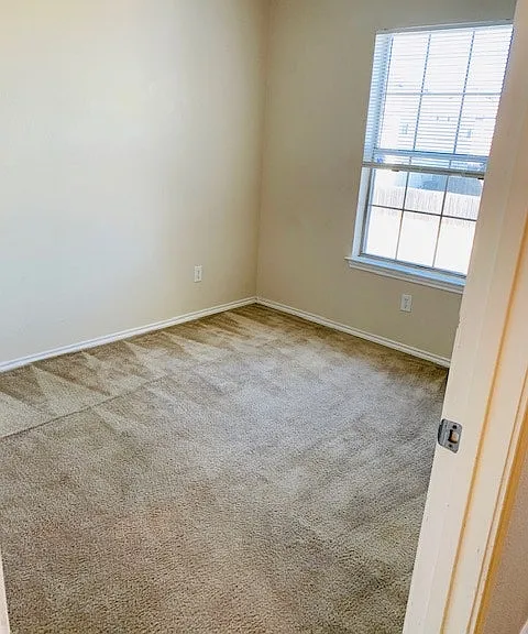 5754 Golf Hts #2 — Photo 11