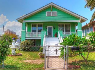 828 Winnie St, Galveston, TX 77550