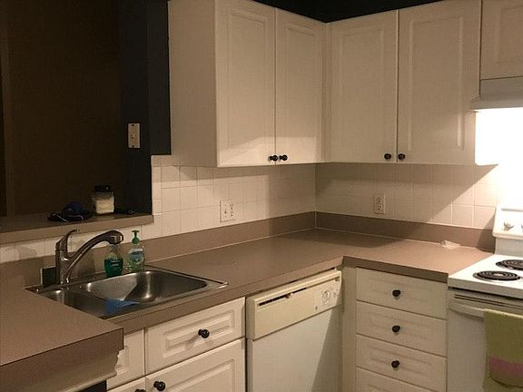 2nd image of 315 Grand Magnolia Ave #20211