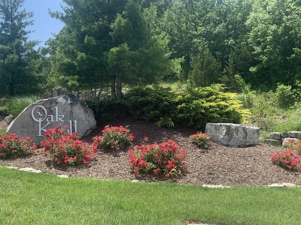 1st image of 148 Forest Oak Dr