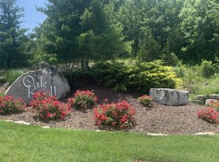 148 Forest Oak Dr, Hollister, MO 65672