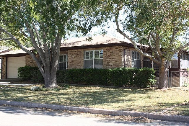 1st image of 1007 Avenue C