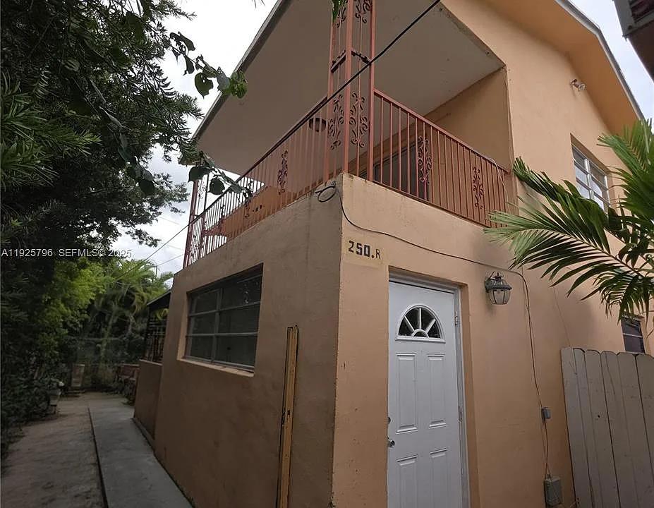 250 NW 63rd Ct #2