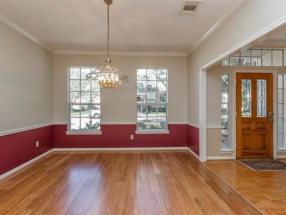 5th image of 15911 Mesa Gardens Dr