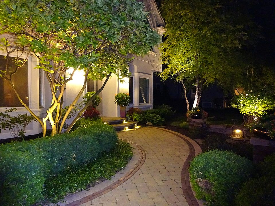 2nd image of 1532 Alan Rd