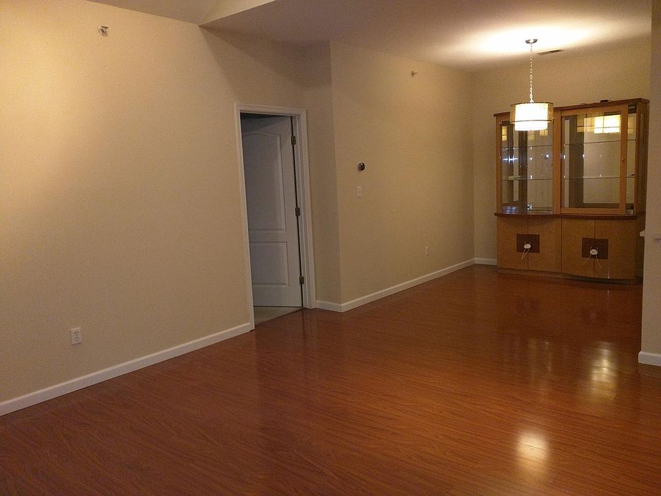2nd image of 1031 Flakne Ct