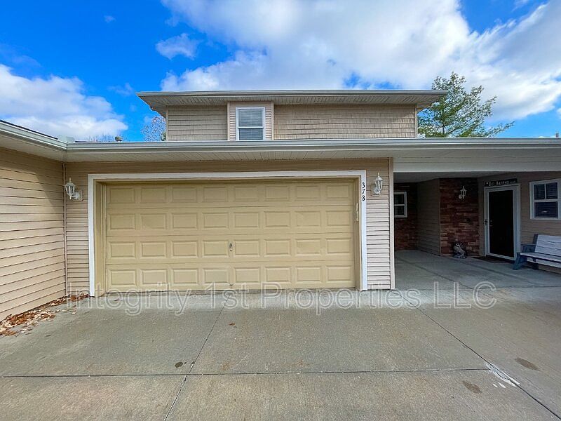 1st image of 378 N Clayview Dr